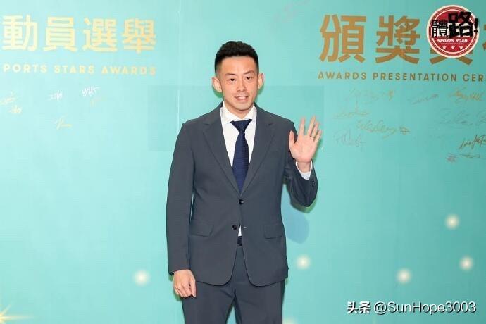 黄镇廷获得香港杰出男运动员奖，和陈颢桦一起获得最佳组合奖。

恭喜大圣和陈颢桦，