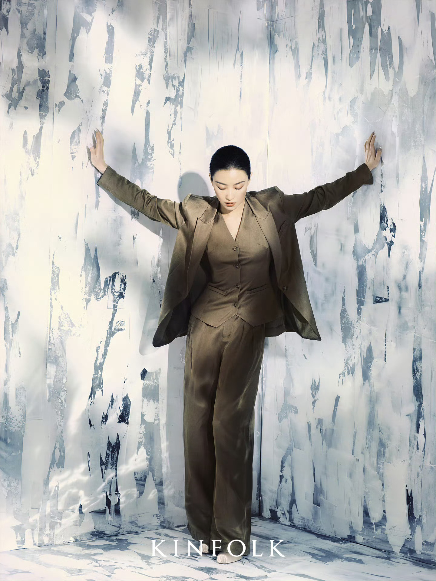 倪妮KINFOLK回归首封大片摄影：柳宗源 