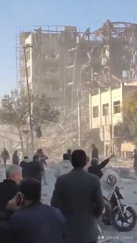 以色列袭击了一栋正在进行哈梅内伊继任者投票的建筑。以色列官员对福克斯新闻表示，此