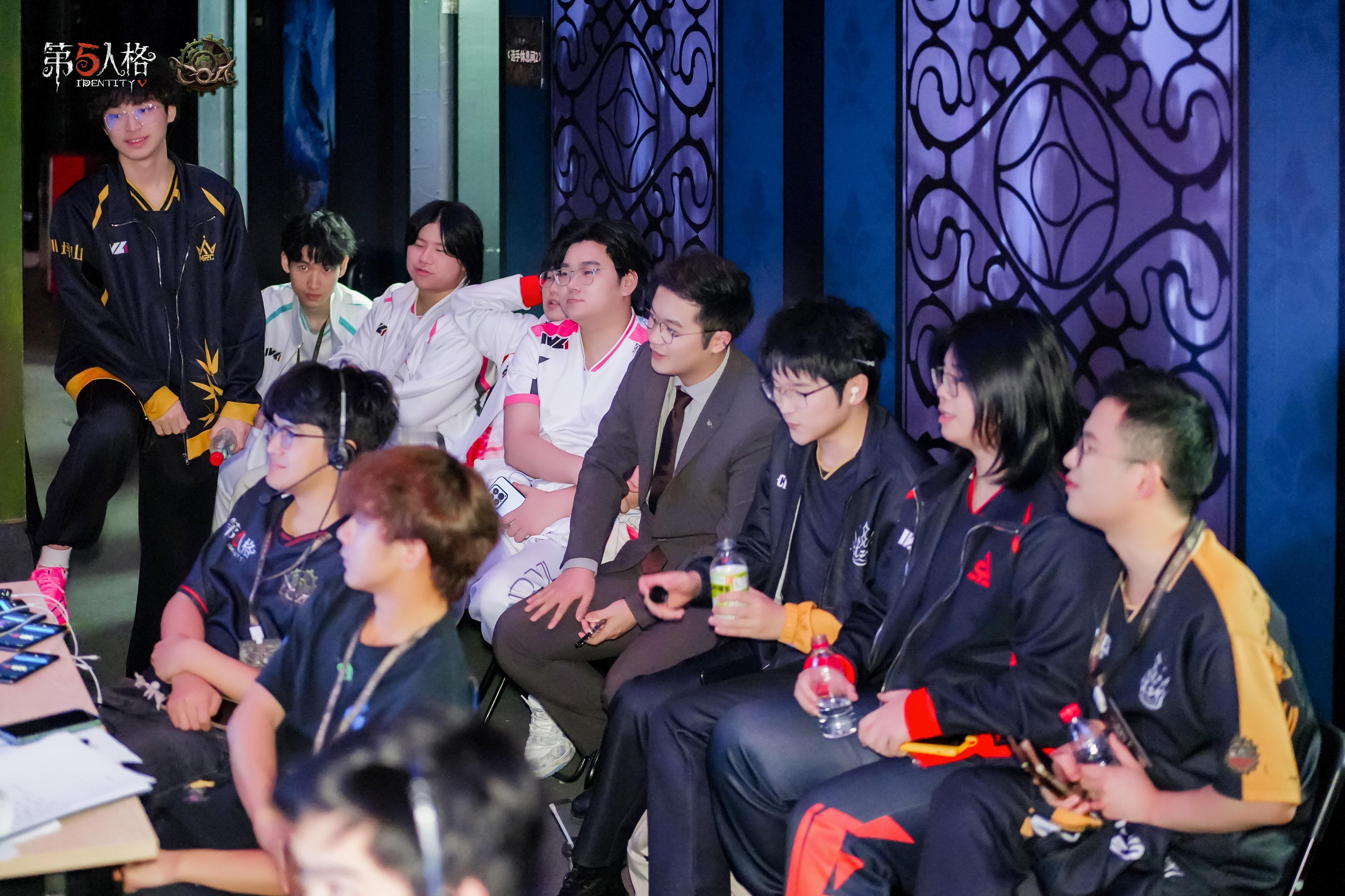 第五人格赛事[超话] 抽签现场大放送[馋嘴][馋嘴]COA8小组赛抽签仪式前线营