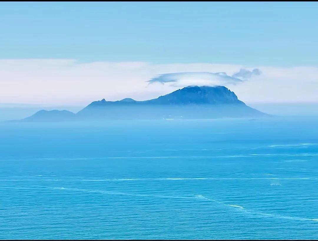 青岛西海岸：这个地方有2尊大佛，真乃天选之地！👈👈👈

一尊是灵山岛，是卧