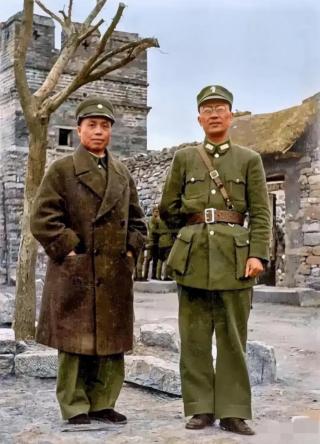 我敢打赌，能把这两位认出来的，历史绝对不会差。