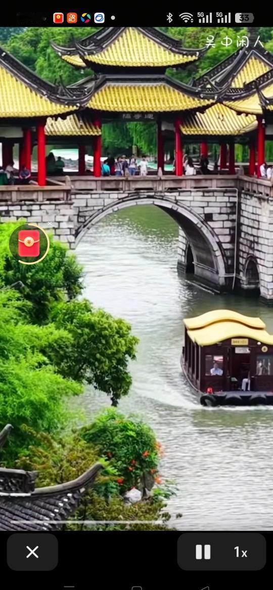 地球的海，大得能装下所有城市，可一抬头，天上那片黑，才是真无边。
太平洋再深，也