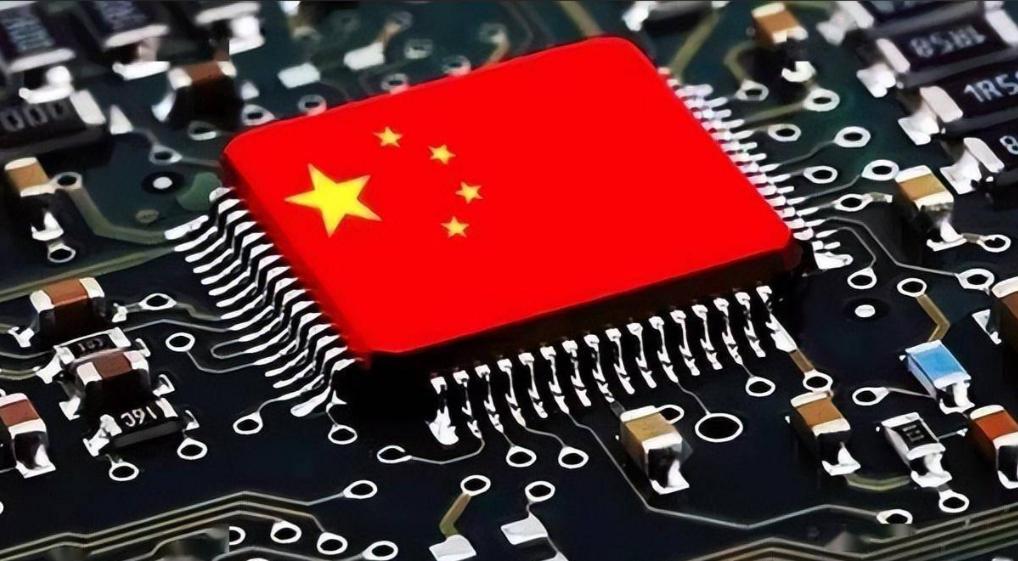 现在最大的战略危险是什么？不是航母不够多，不是芯片被卡脖子，而是从华尔街到东南亚