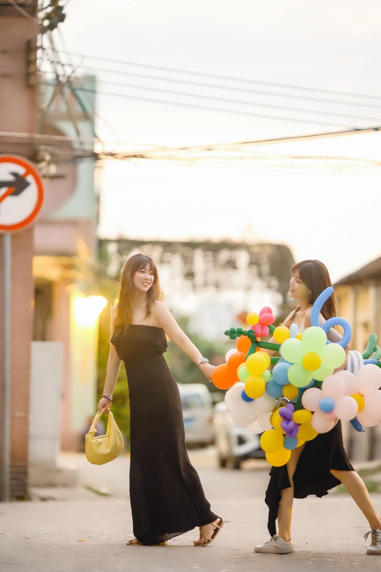 夏天该有的样子 写真分享 小城夏天 旧街 长腿姐姐