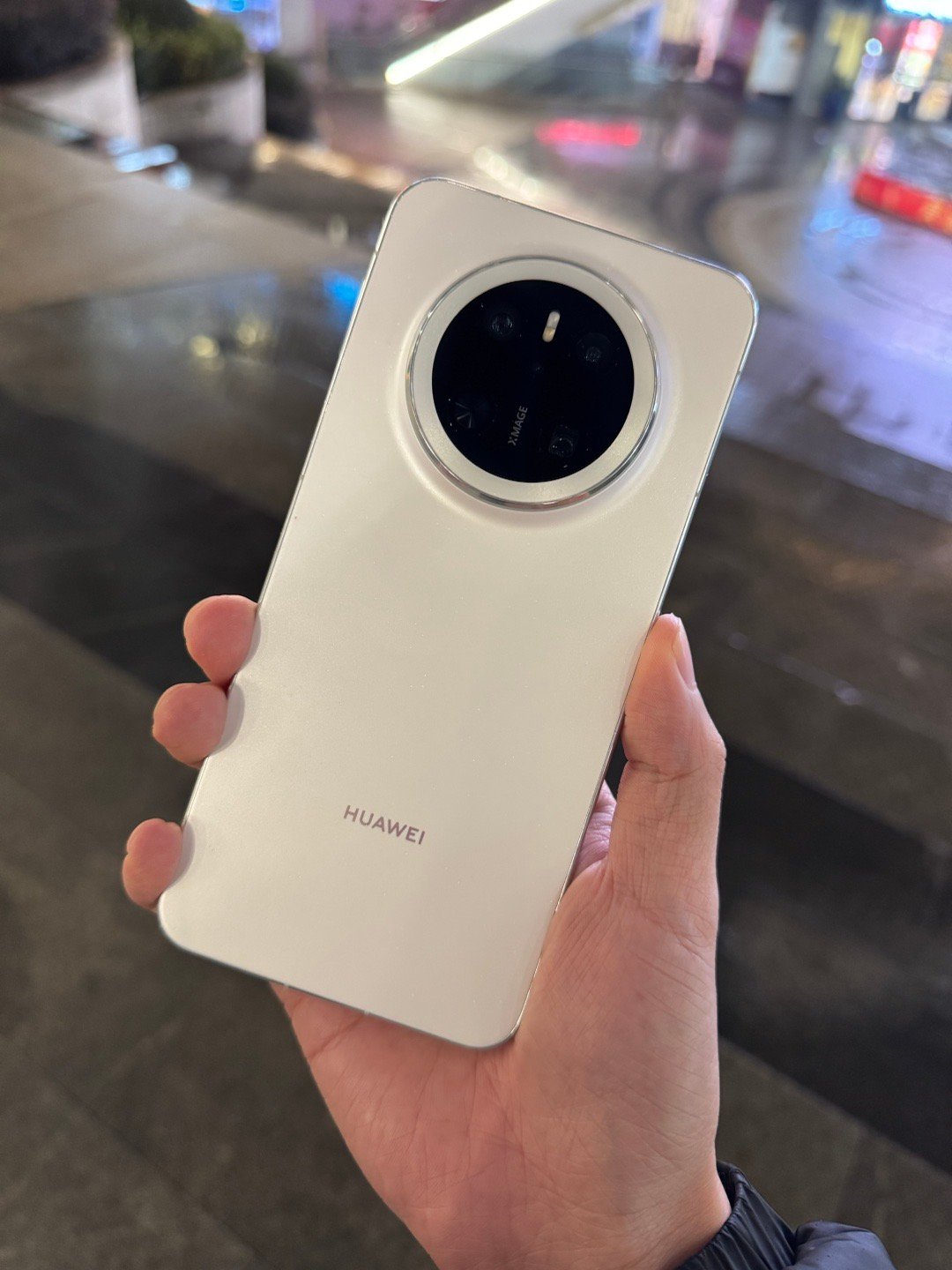 华为突然降价 啊，刚买的Mate70突然不香了[泪]Pura70U降了2000啊