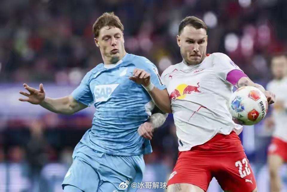 3月21日德甲第27轮，莱比锡主场5-0狂胜霍芬海姆，半场便4-0领先。格鲁达、