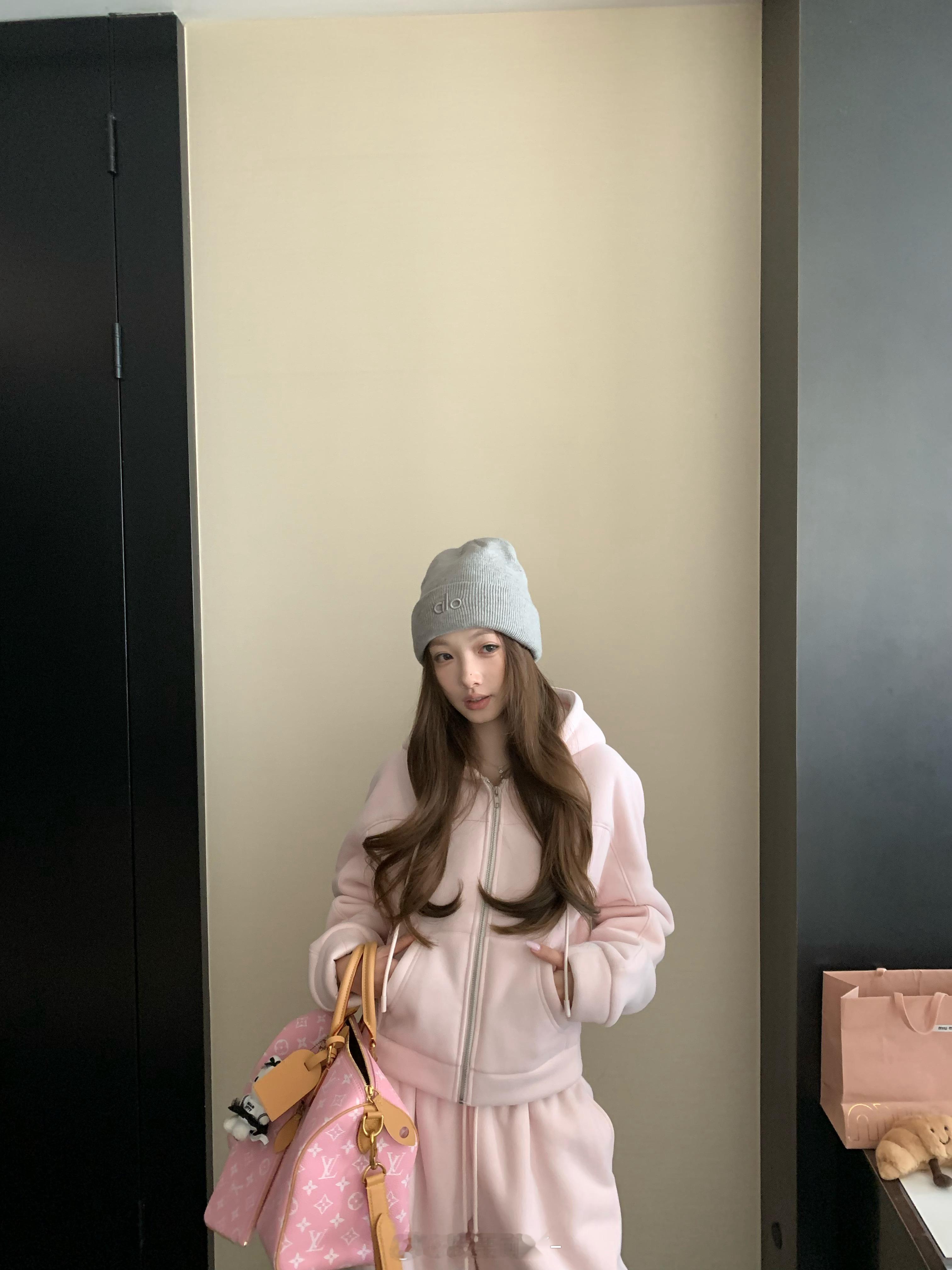 板栗可可Bankelili12/8/20:00这款一整套不费力就有慵懒随性的感觉