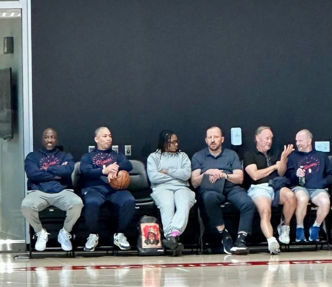 布登.霍尔泽和锡伯杜现身快船训练营！nba训练营 ​​​