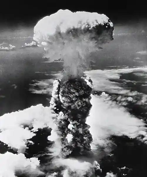 狂妄！这一切，只是高市早苗的个人政治戏码罢了。想拿日本国运来赌，公然藐视中国核心