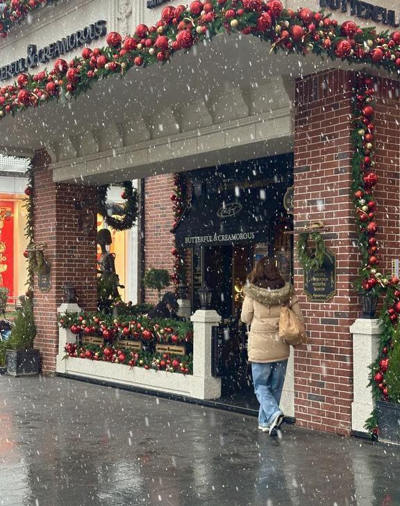 上海下雪了❄耶️🌨️
南方下雪了 今年的第一场雪 南方的初雪 我这里下雪了 下