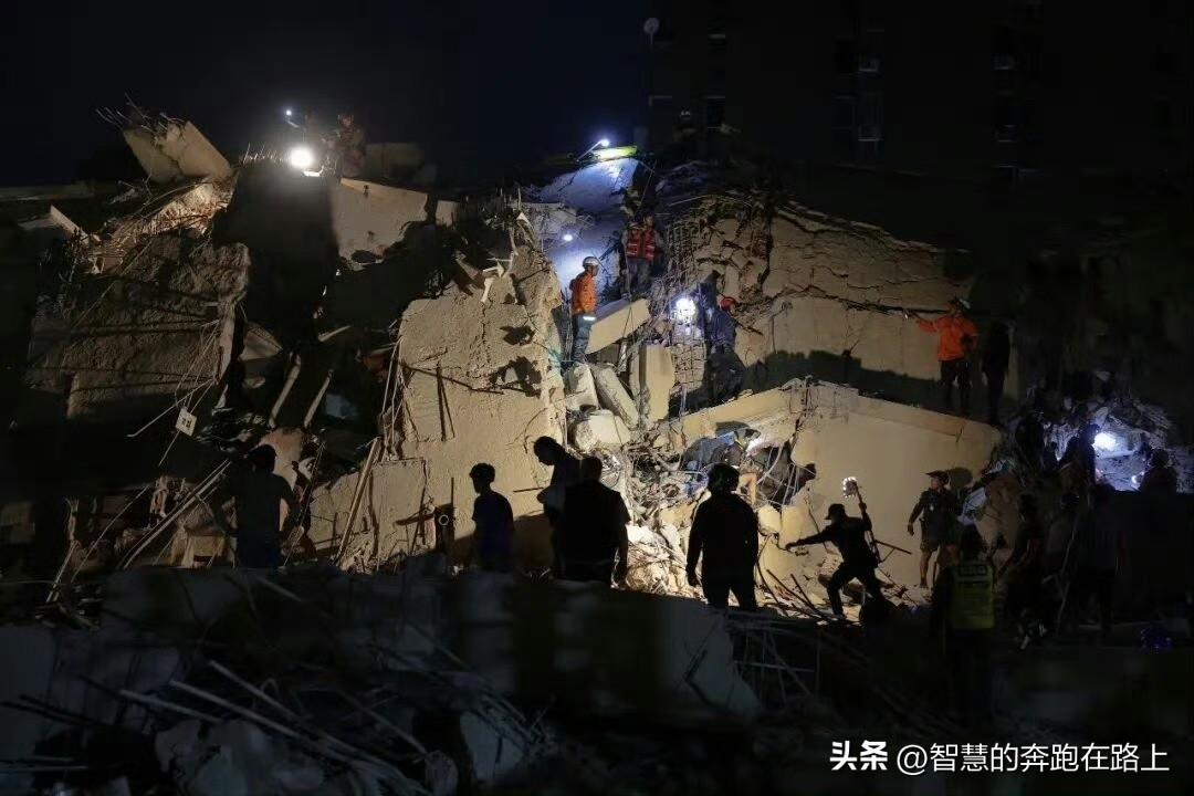 好奇，美国离委内瑞拉这么近，而且偷了委内瑞拉不少石油和黄金，这会有没有出于人道主