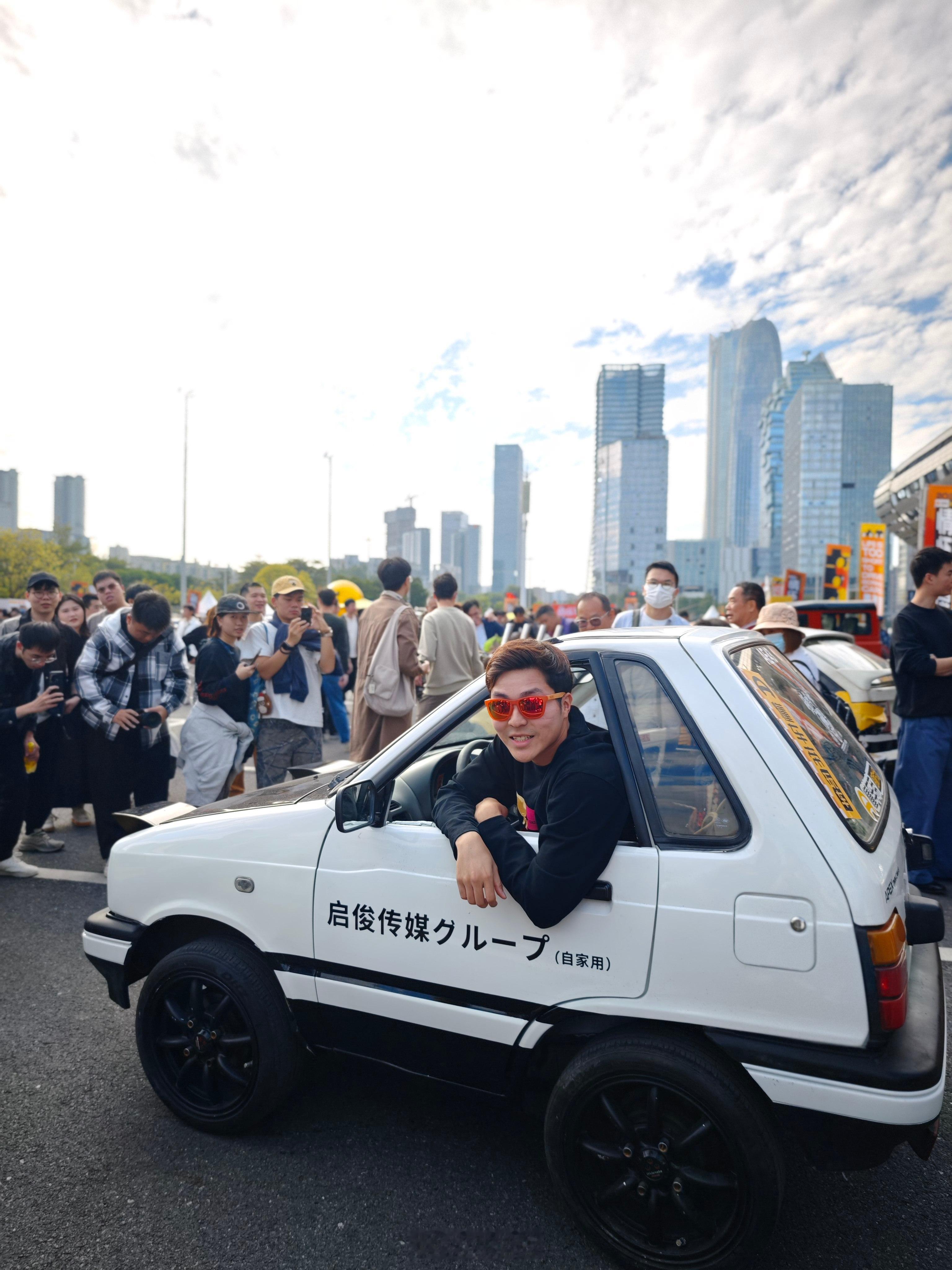 这届情怀车展为大家带来的几台奇葩车，不知道有没有让你们眼前一亮呢反正我看AE43