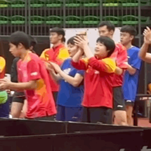 可爱莎 ​​​