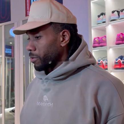 NBA常规赛继续进行，快船主场126-89大胜篮网，取得两连胜。至此，快船在过去