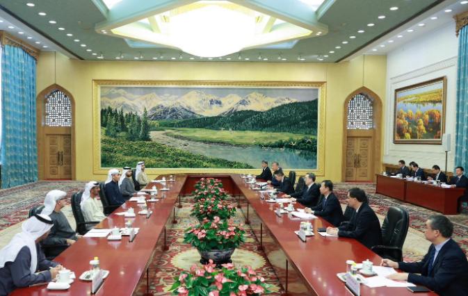 不等了，阿联酋主动找中国
北京时间3月18日，阿联酋终于等不了了，选择派出了总统