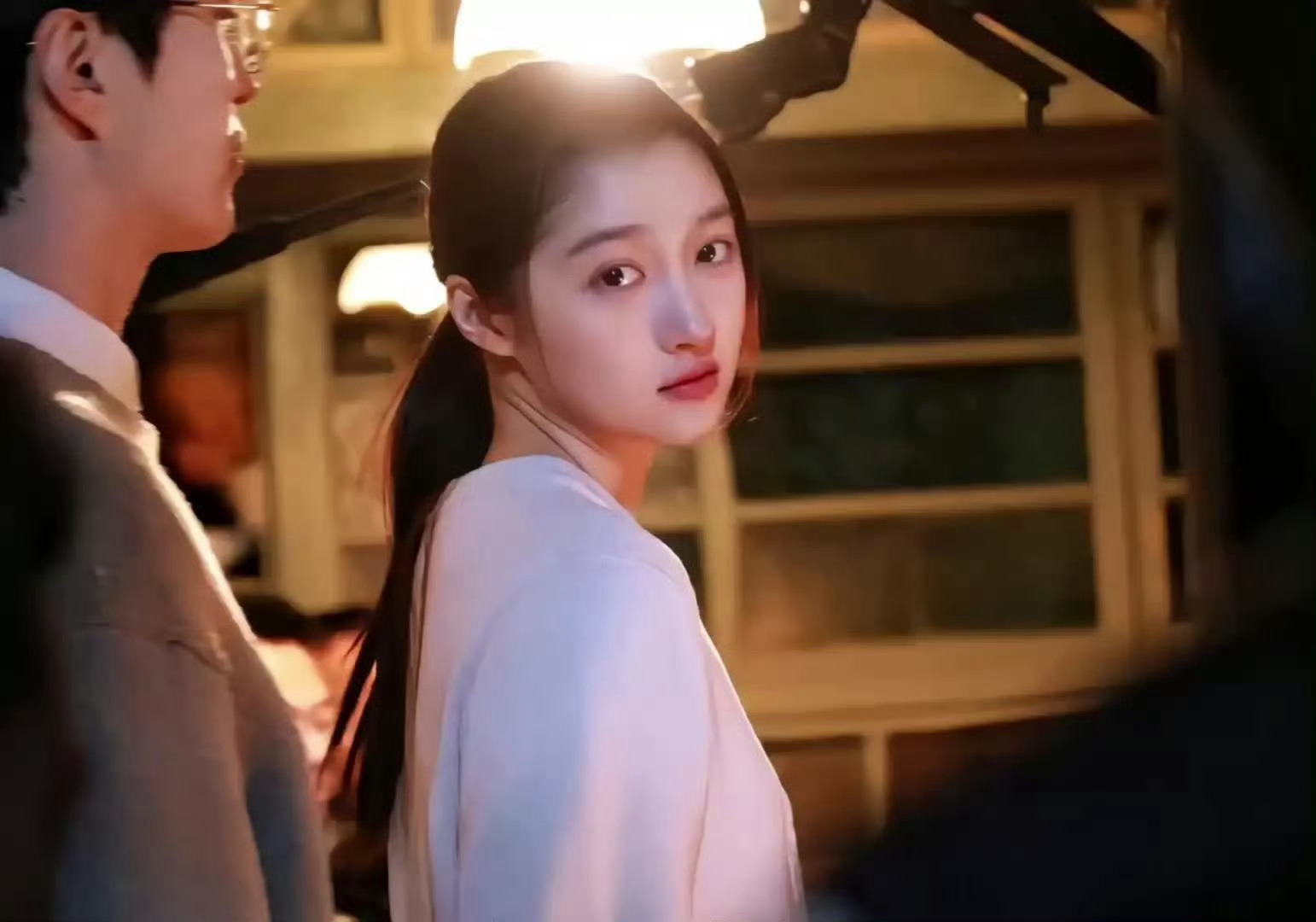 这张就是完美复刻关晓彤的美 