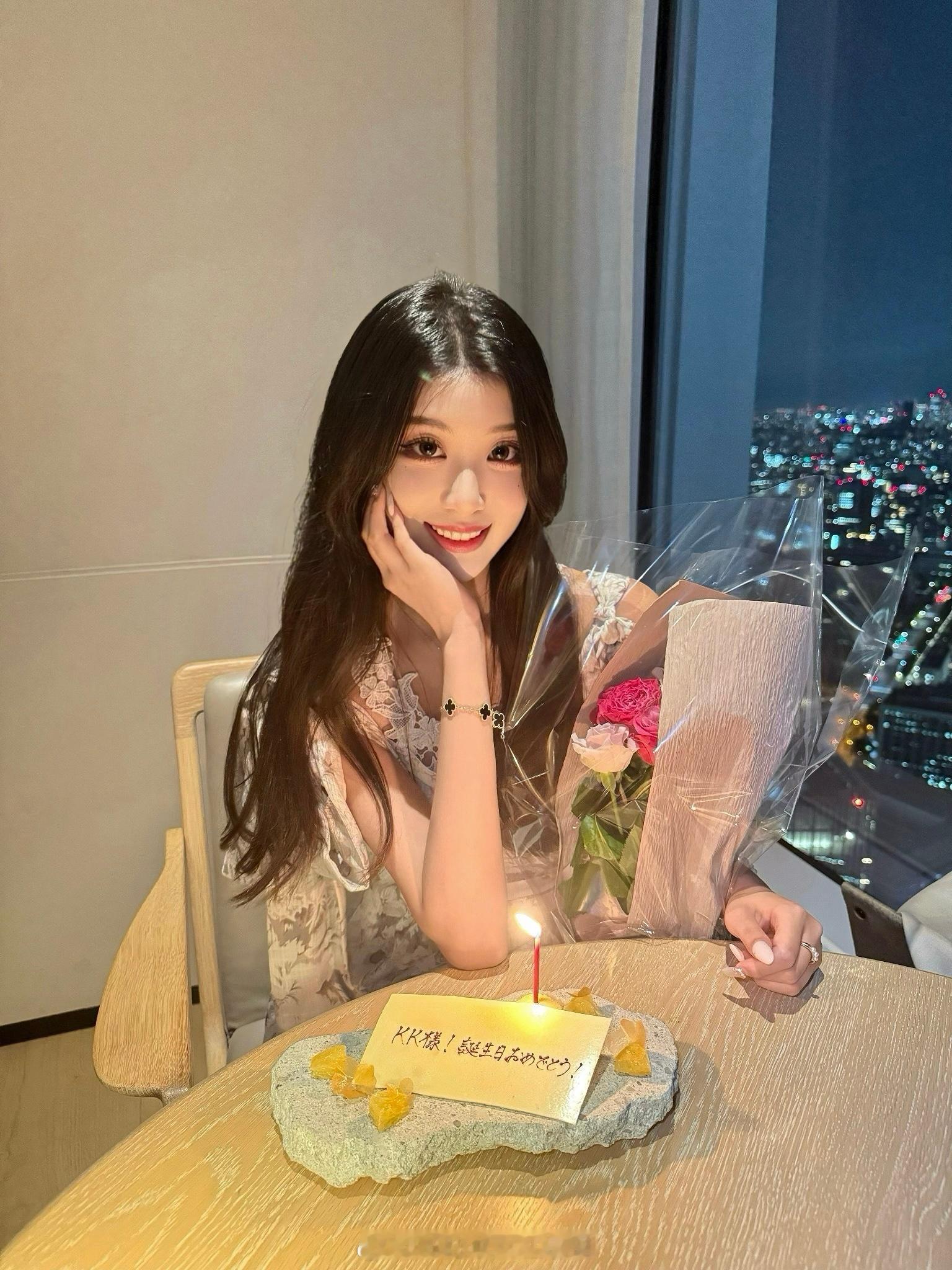 嘻嘻嘻🎂 ​​​
