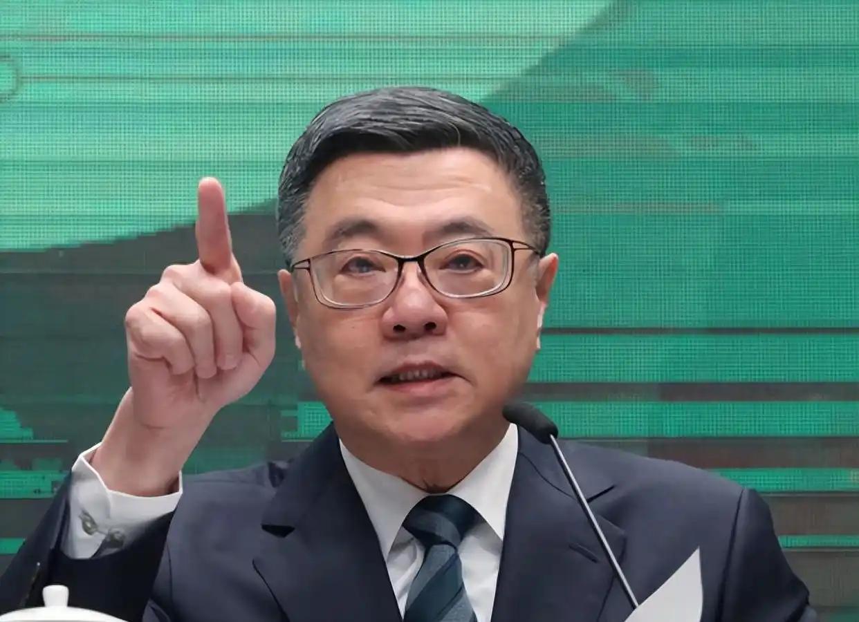 台“行政部门”负责人窜访日本，系中日建交后首次！
 
3 月 7 日，卓荣泰以观