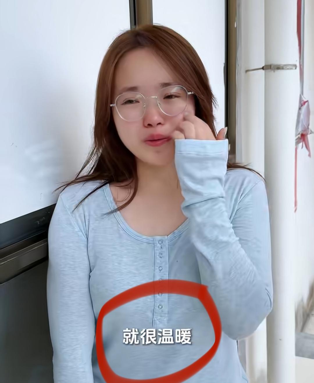 泪目！路哥路嫂送婧宇上学，转身那一刻泪眼婆娑！
 
刷到路哥路嫂送婧宇去学校的视