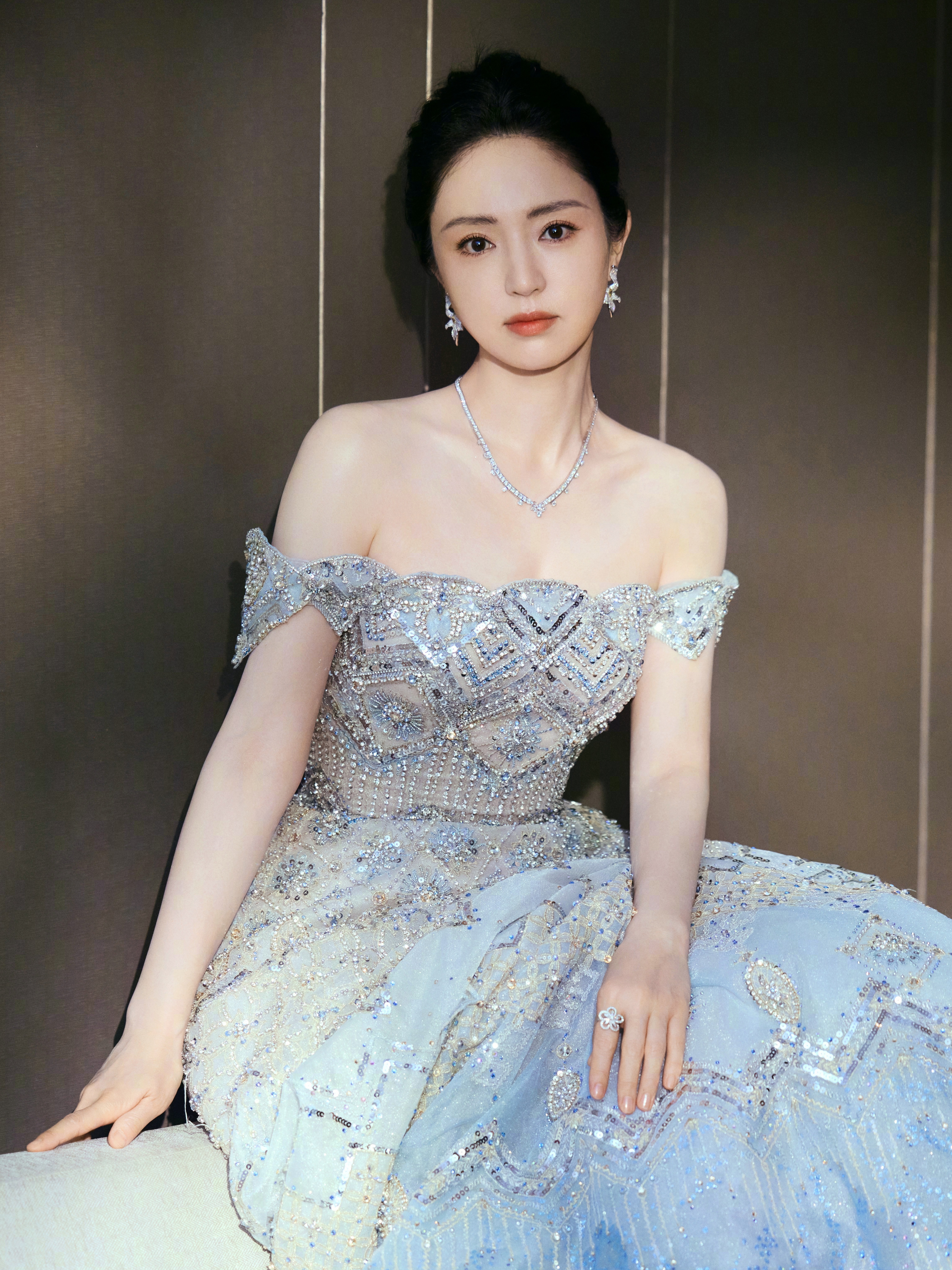 董璇 ​​​