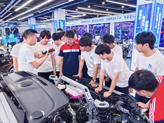 新能源汽车维修需要学多久？商丘及周边靠谱学校推荐