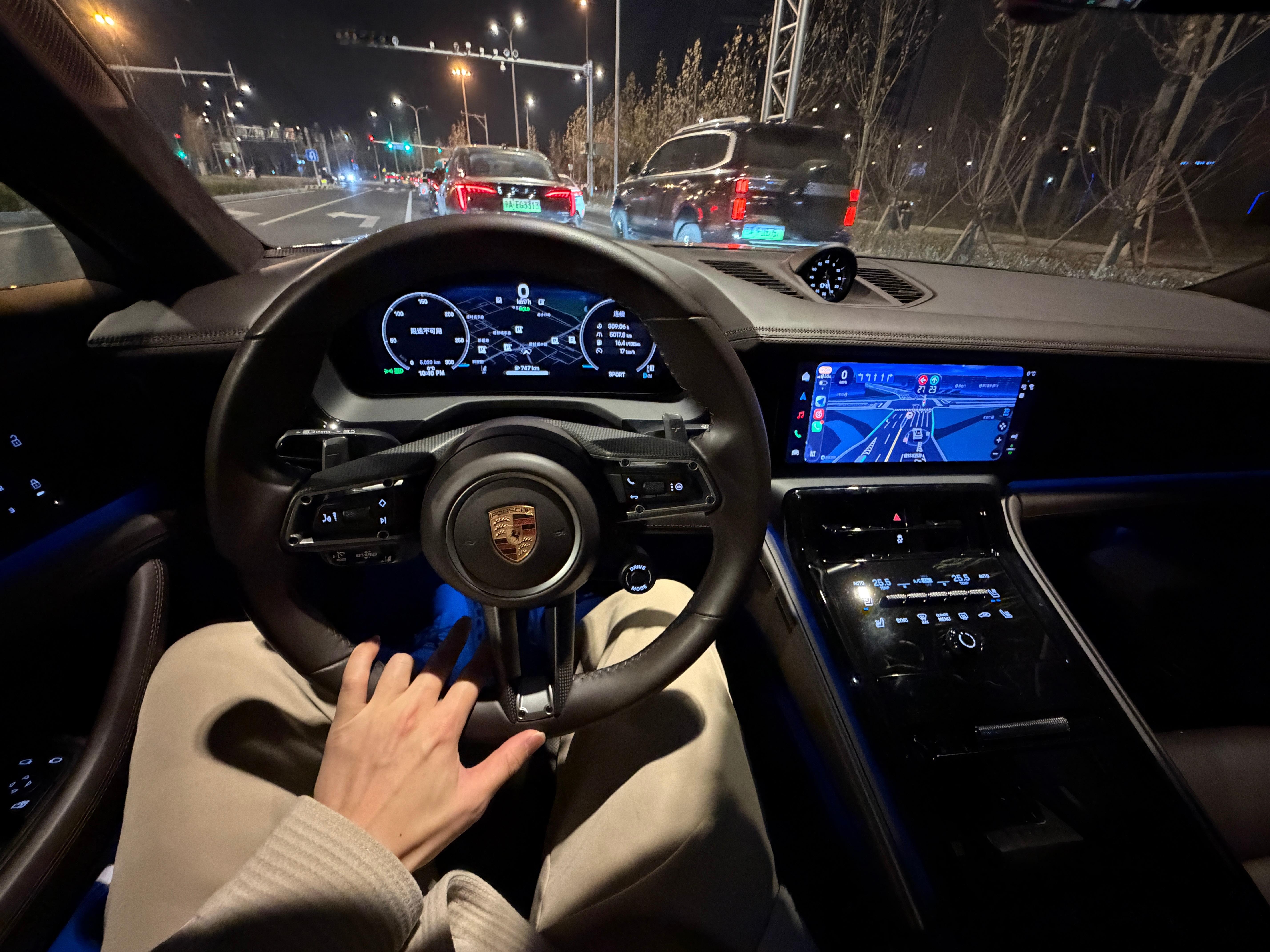 苹果转安卓最难舍的是什么系统还是需要适应一下，最难舍的就是都舍不得。这就好像我最