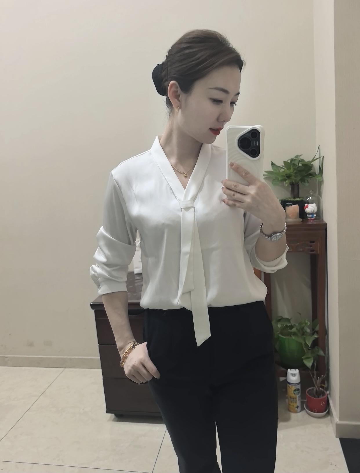 最喜欢的一套职业装🌸