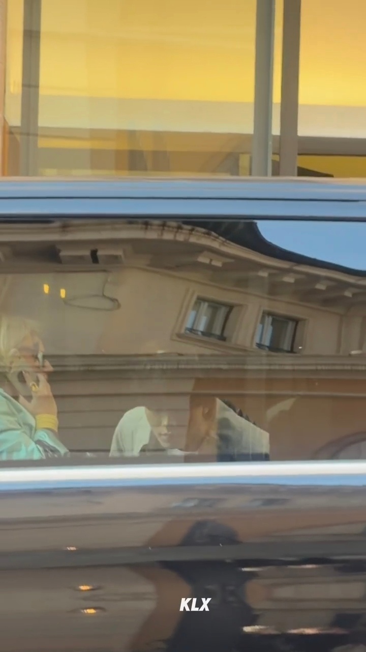 苏新皓出发米兰探店 