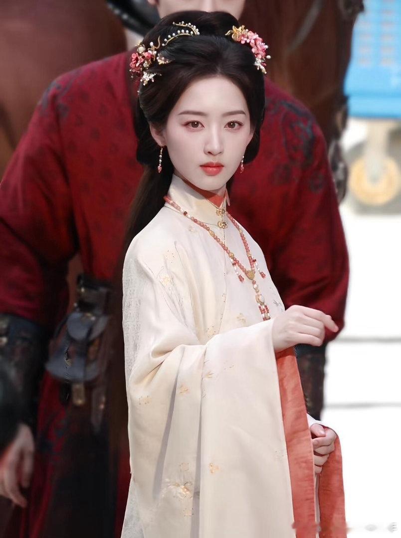 花开锦绣里的原生家庭花开锦绣塑造的原生家庭花开锦绣 傅庭芸从前习惯性顺从家族安排