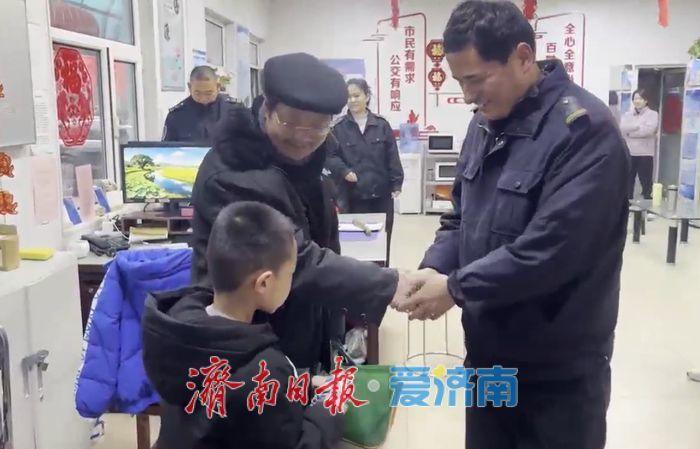 4个先后走失的孩子都找到了！多亏了他们
最近一个多月里，济南先后发生多起儿童乘坐