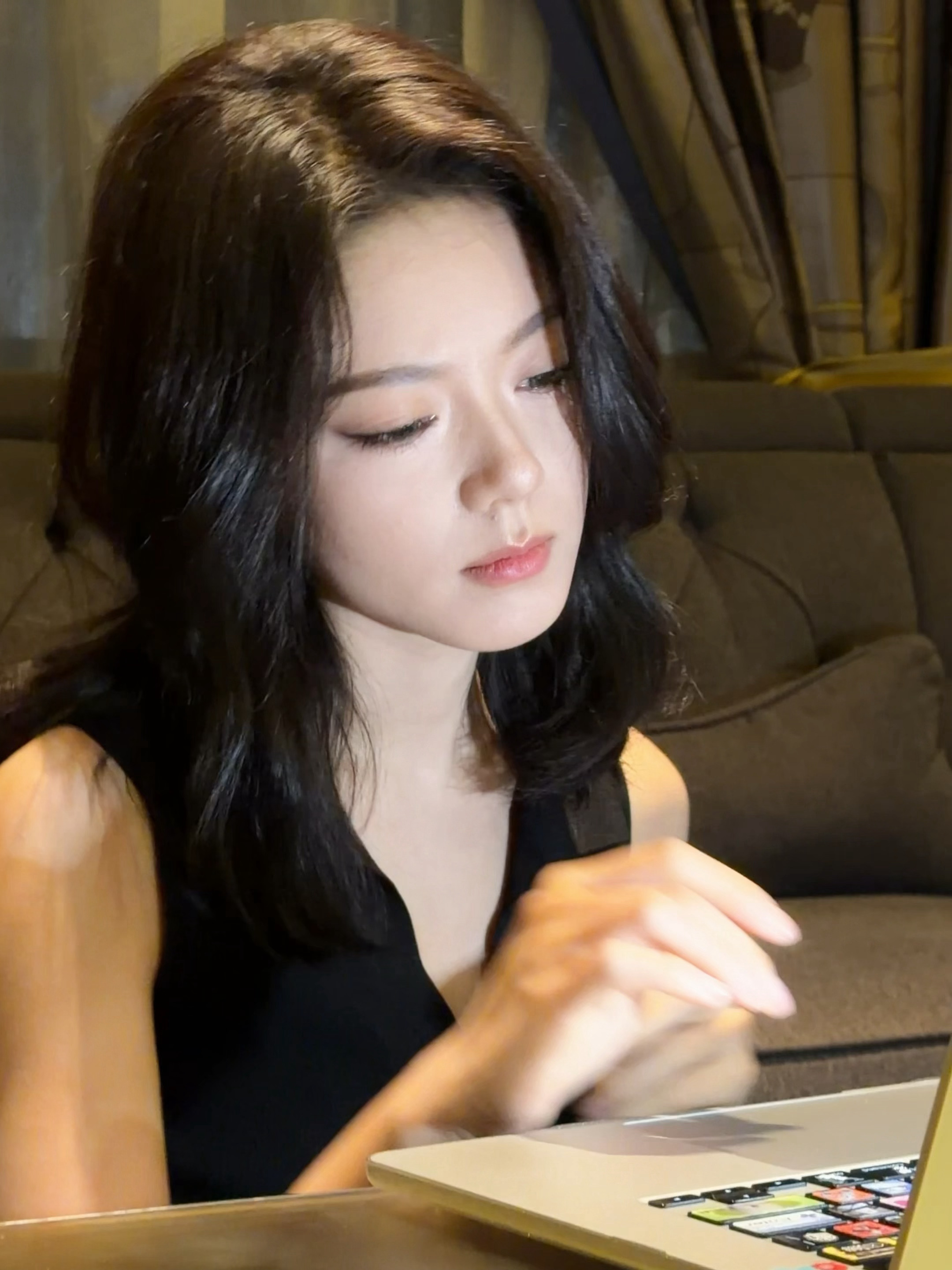 赵今麦 