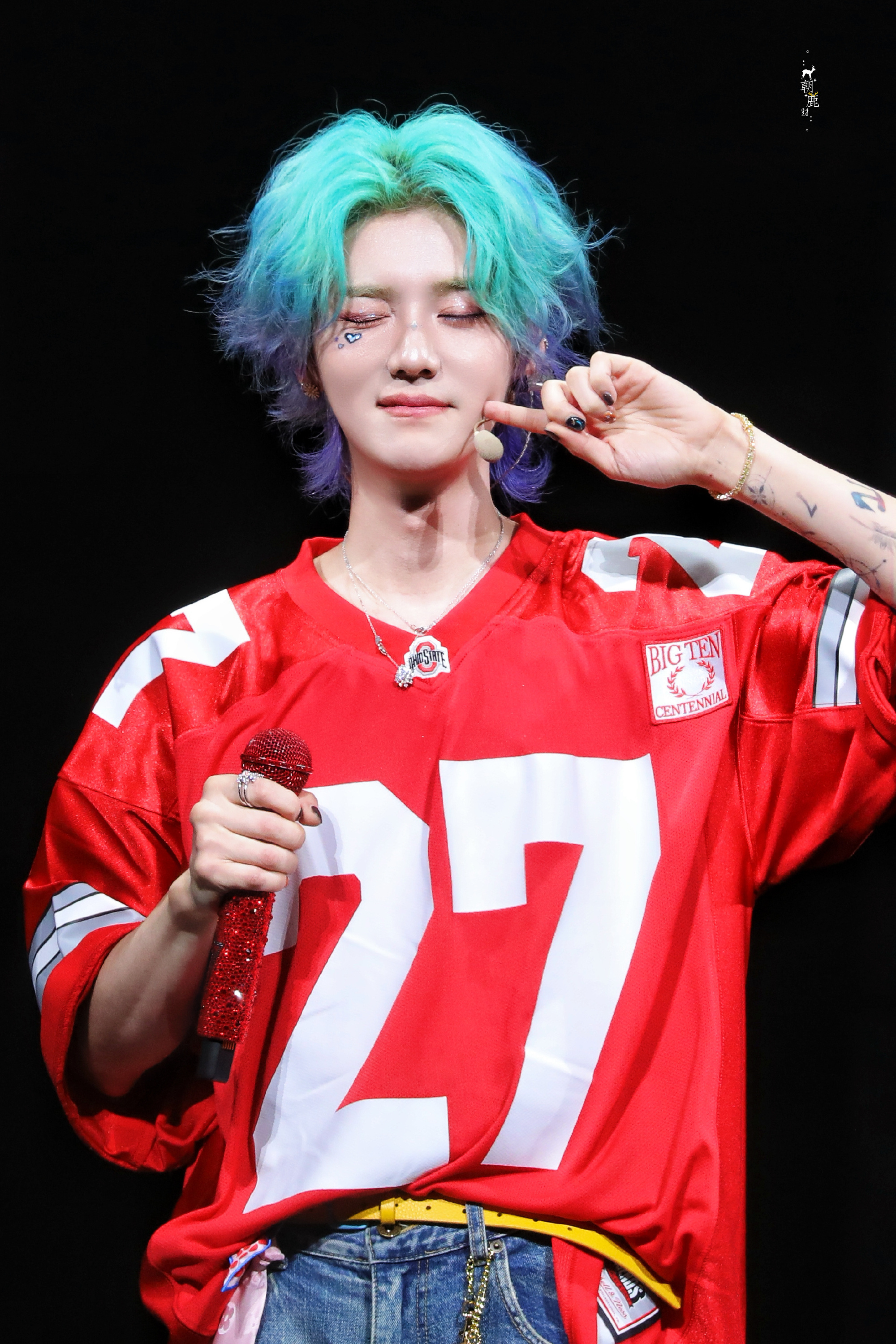 鹿晗哈哈哈哈哈 🦌鹿晗gapday音乐节 我每一种色彩  都值得灿烂  就算不