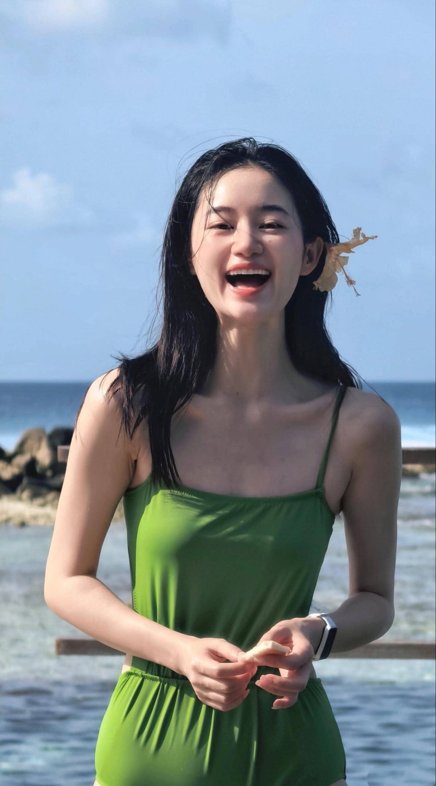 郭晓婷 性感泳衣    👙