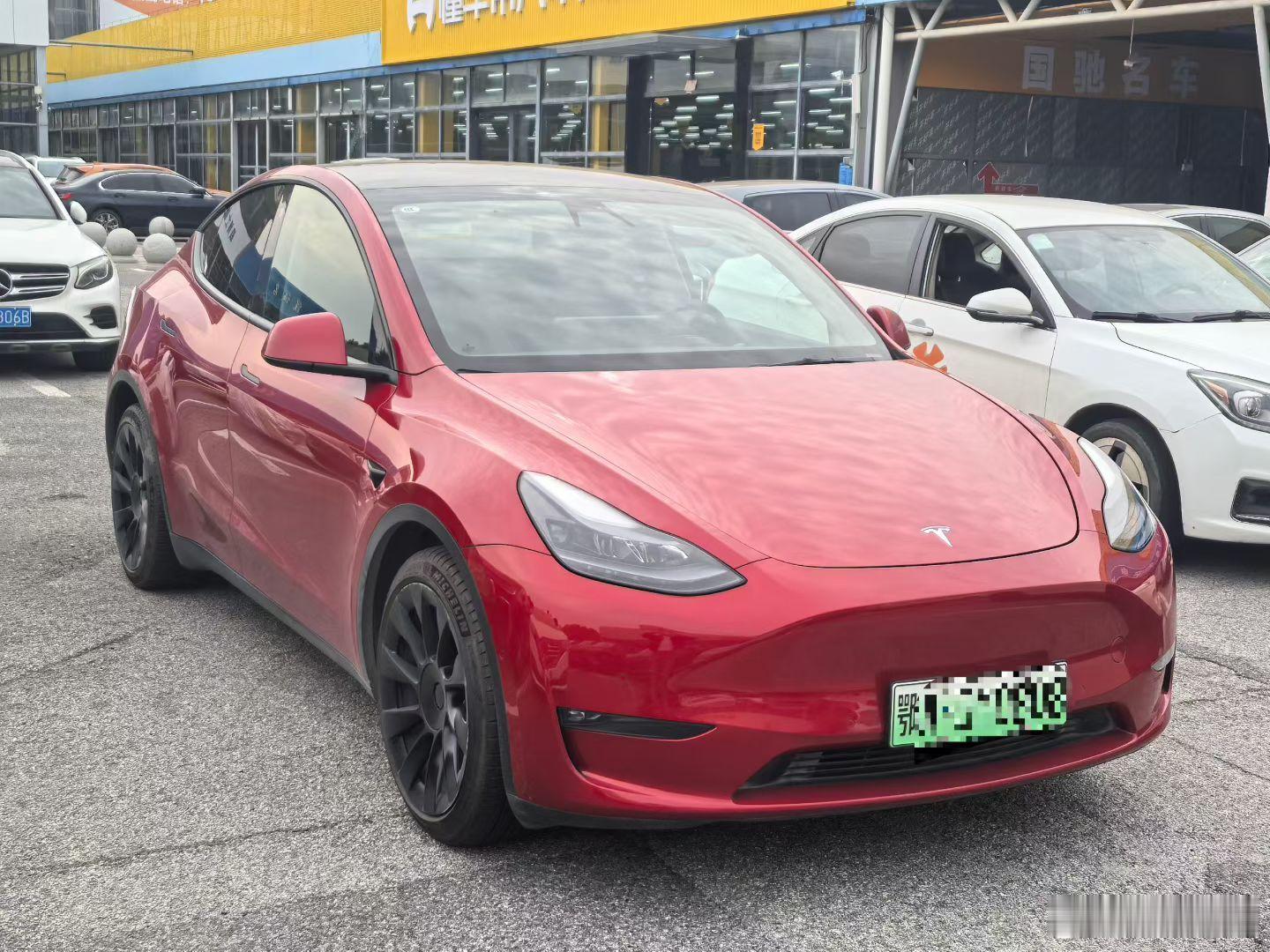 最新到店特斯拉Model Y长续航全驱版2021年4月上牌 仅仅行驶1.9万公里