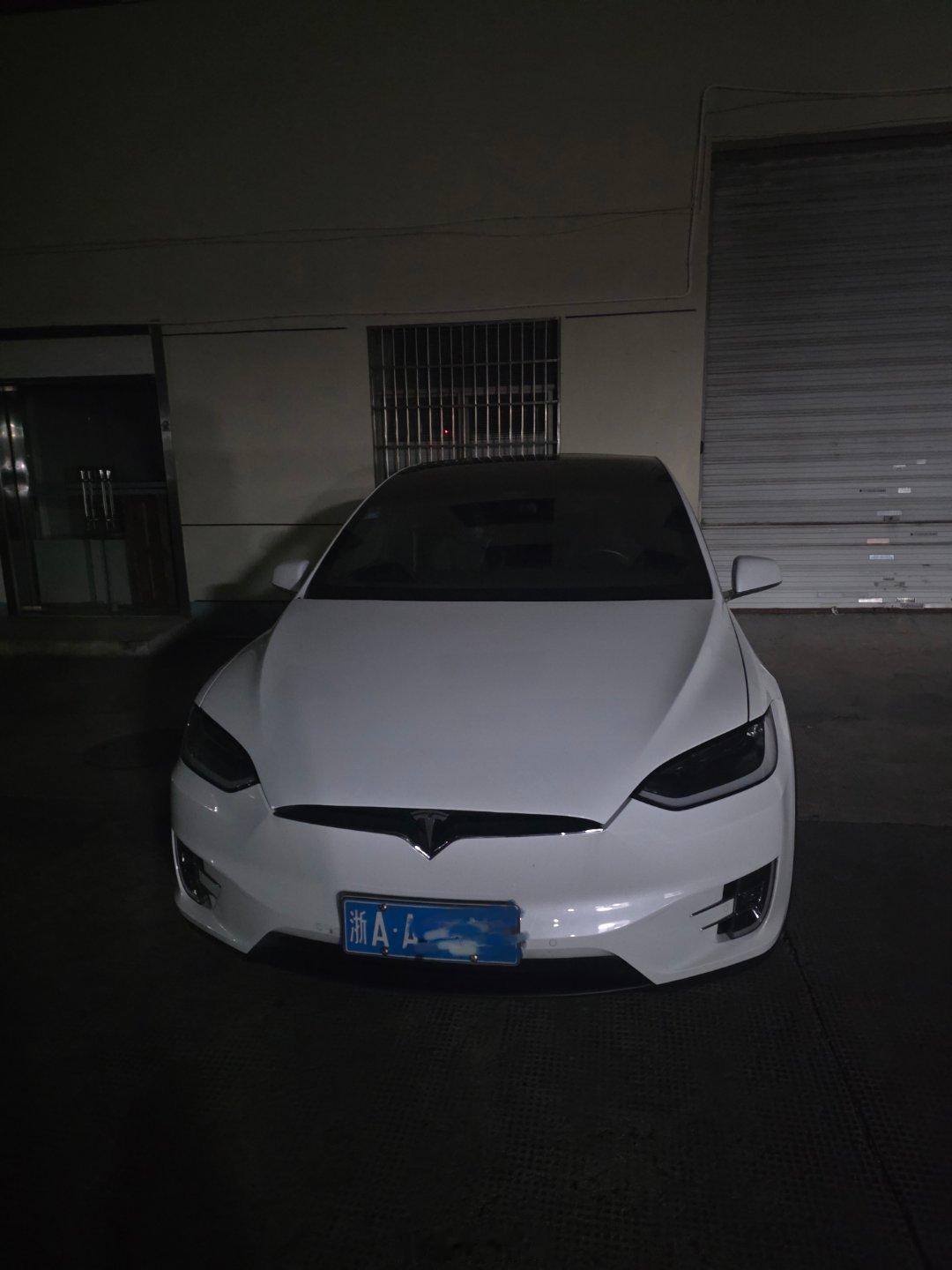 为了买到老板娘这台一手四万公里的modelx90d一路从17.5磨到16.5 拿