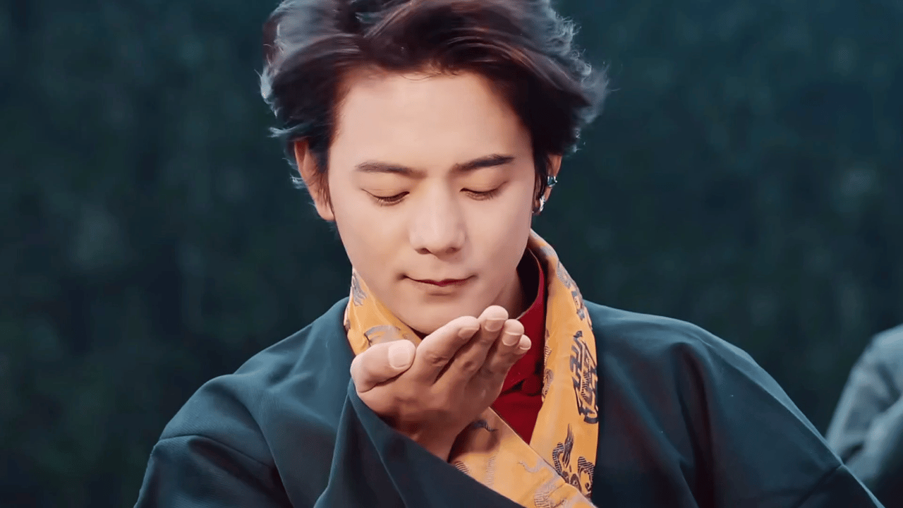 理塘丁真《你还要飞 (《永不失联的爱》电影主题曲)》（） 