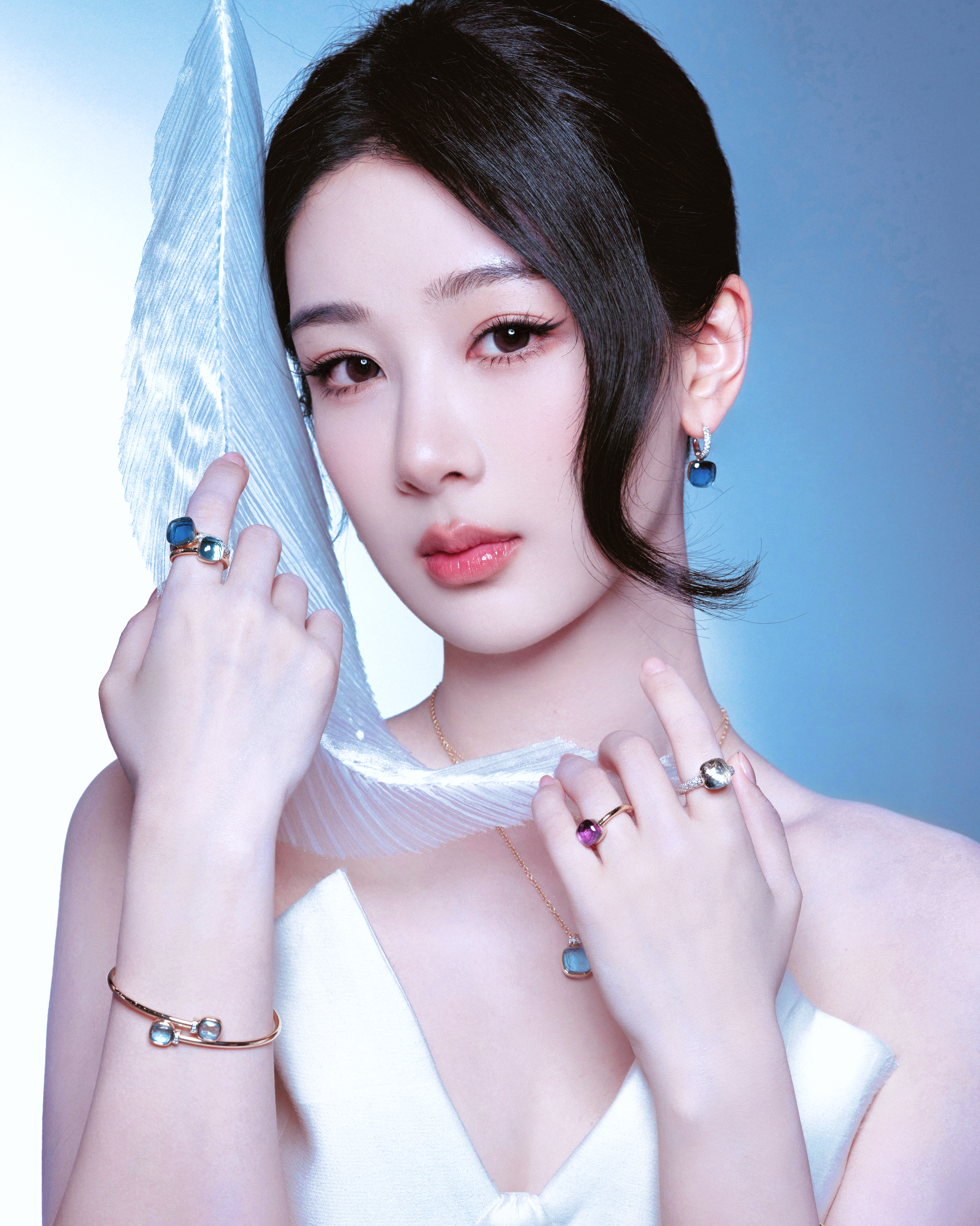 公主蓝. 