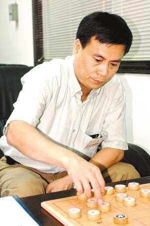 60 岁吕钦坐镇广东象甲队：“快马飞刀” 老了，威名还在
2026 象甲联赛广东