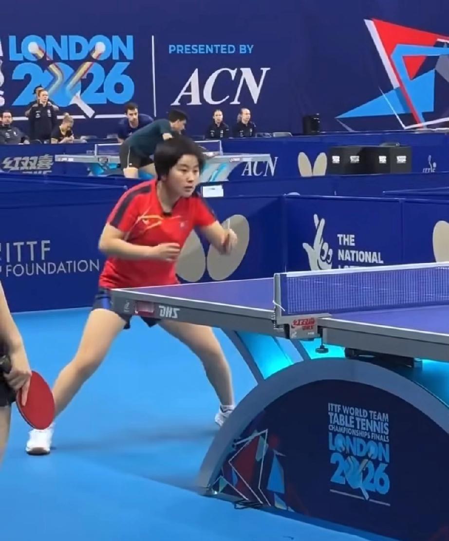 金琴英已经到达伦敦，开始训练了！这次朝鲜神秘之师要玩把大的

自印度亚锦赛上看过