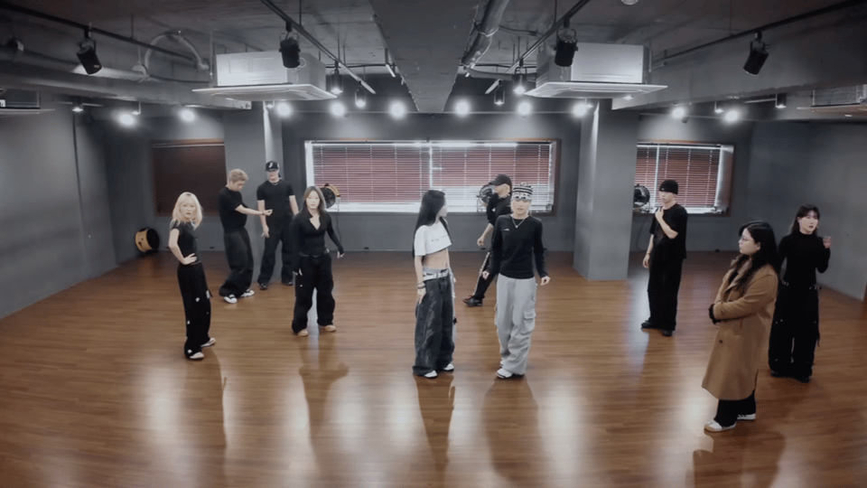 戴燕妮咱就不能换个手机吗毕竟这几年工作肯定是不好找了，所以最近有点紧张，应该是这