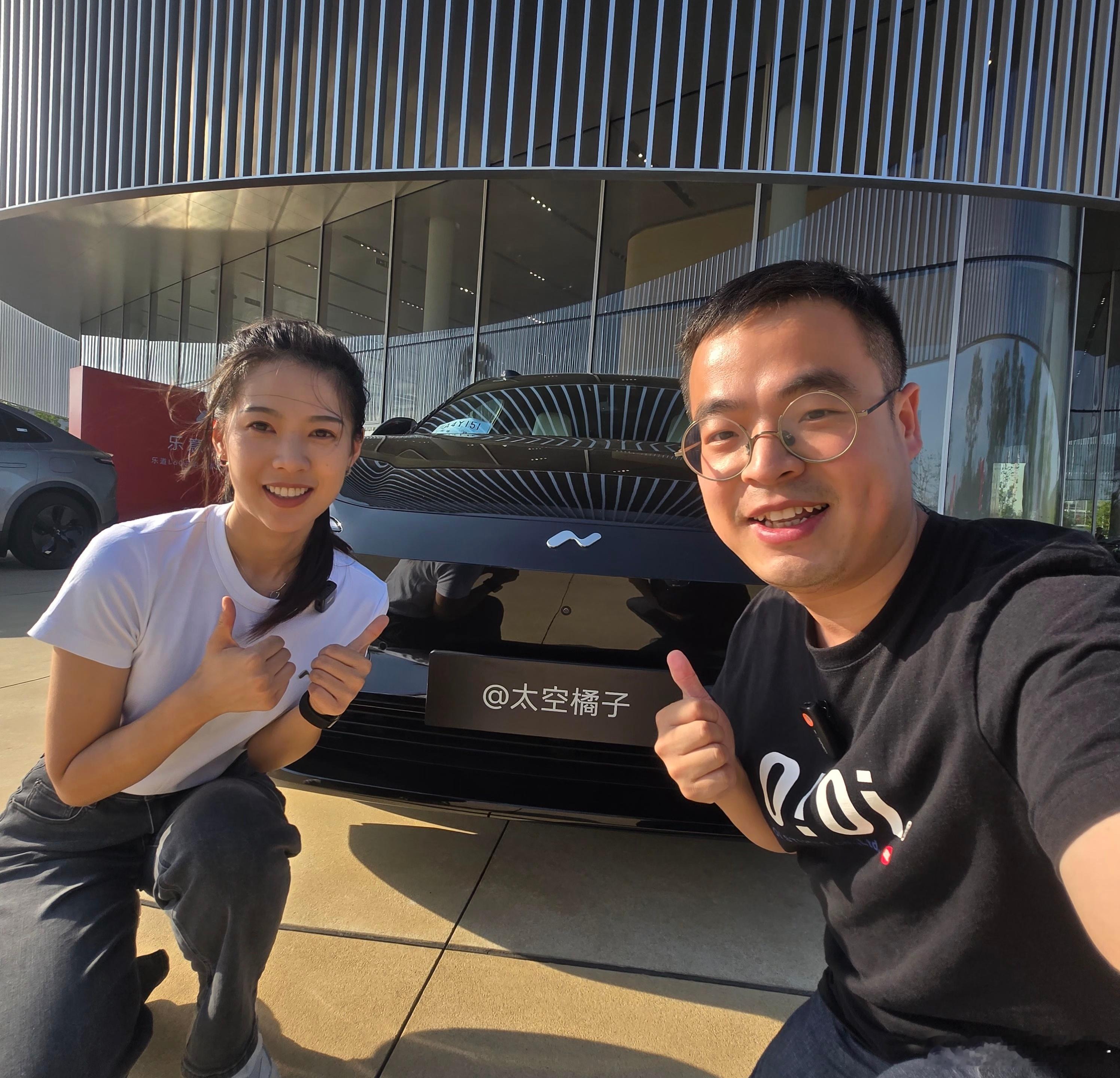 乐道L60第一批品控不错，已经开上了比Model Y好开一路无麦K歌回家～另外三