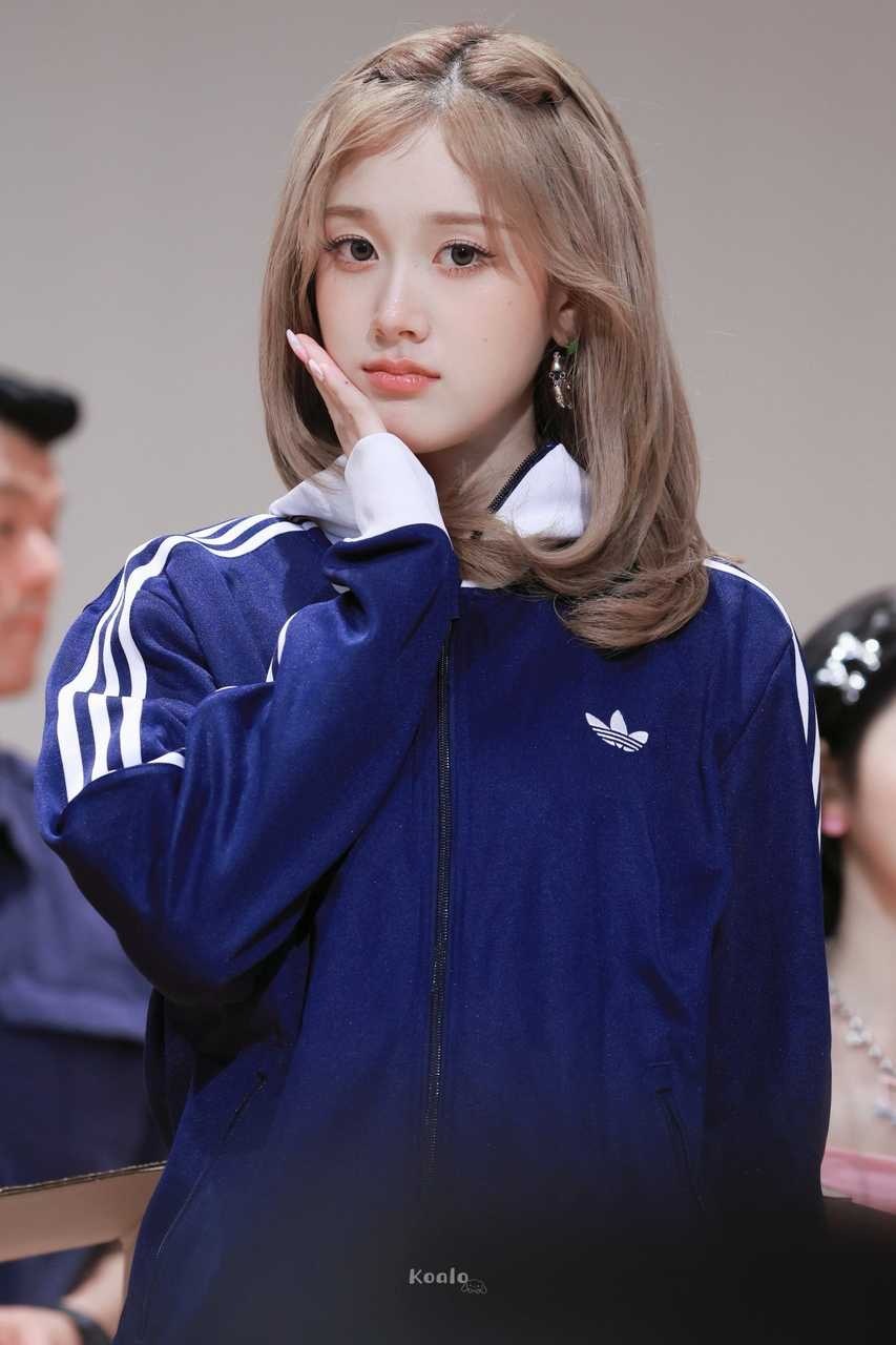 我家满分阿迪女 