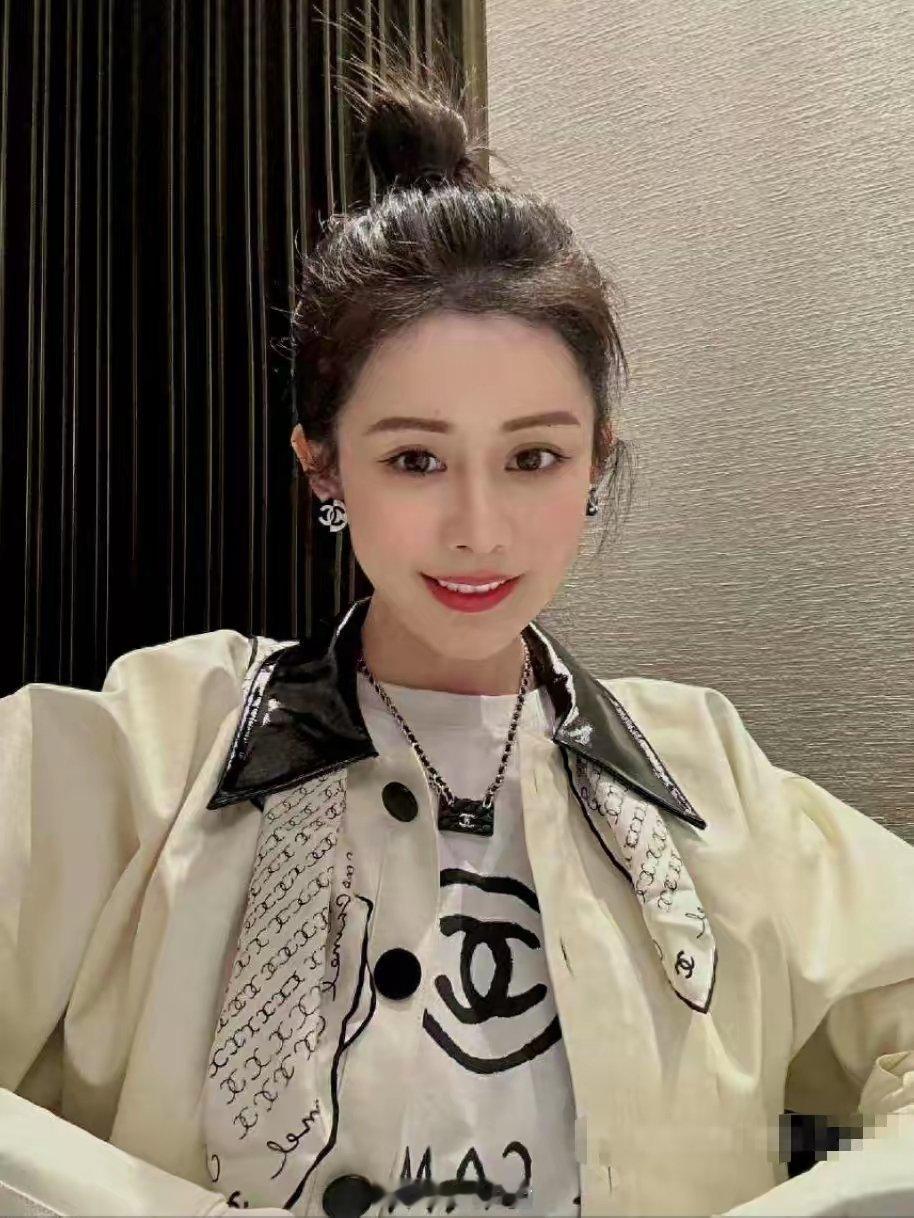 曝权志龙喜欢过韦雪不得不说，现在的爆料瓜一个比一个炸裂，黄晓明的瓜还没吃明白，又
