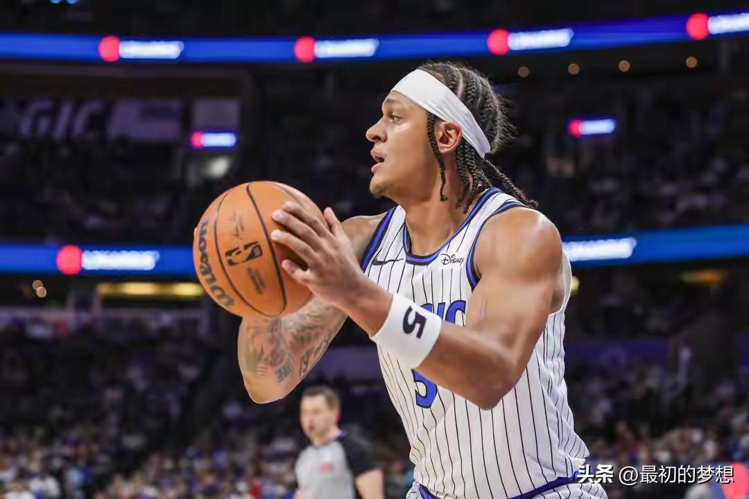 班凯罗30+9！魔术121：117国王，卡位战竞争太激烈！

NBA常规赛继续，