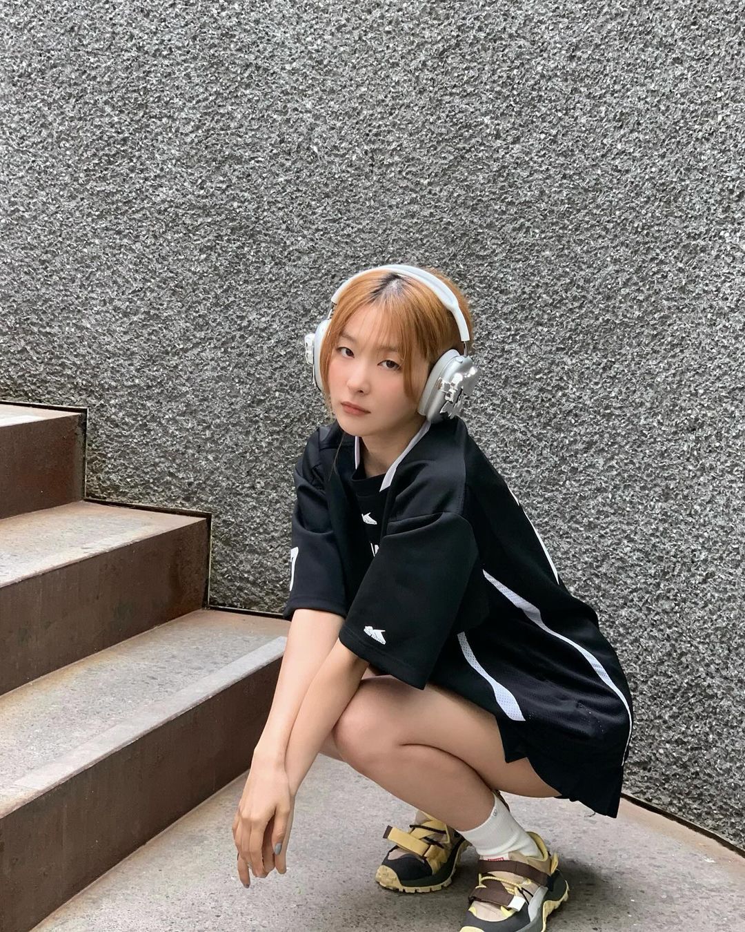 🎱🎧🖤📕*姜涩琪 ​​​