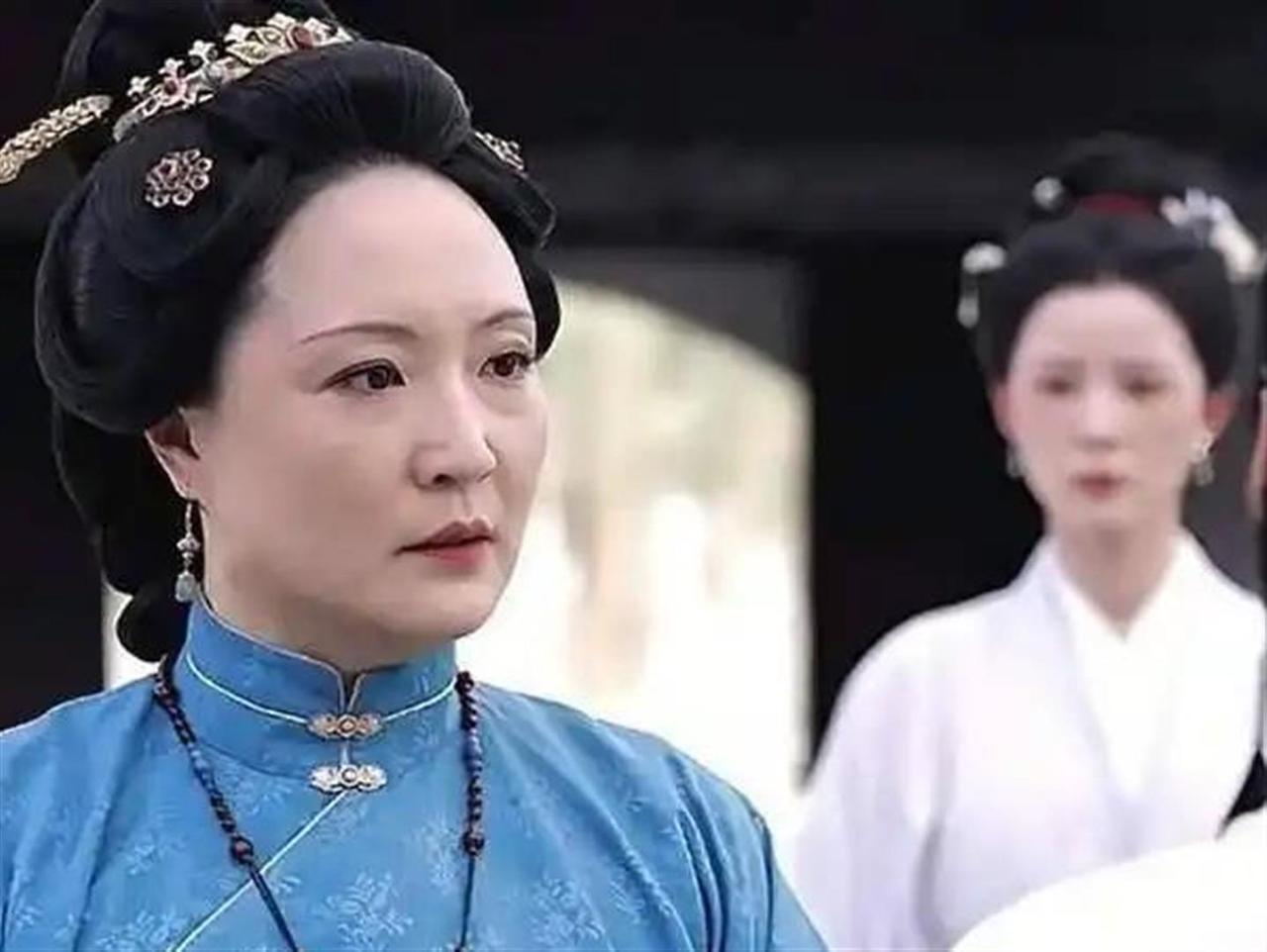 这姐俩还真有些像。

《兰香如故》大结局了，又有一部新剧《嫁金钗》开播，演员孔琳