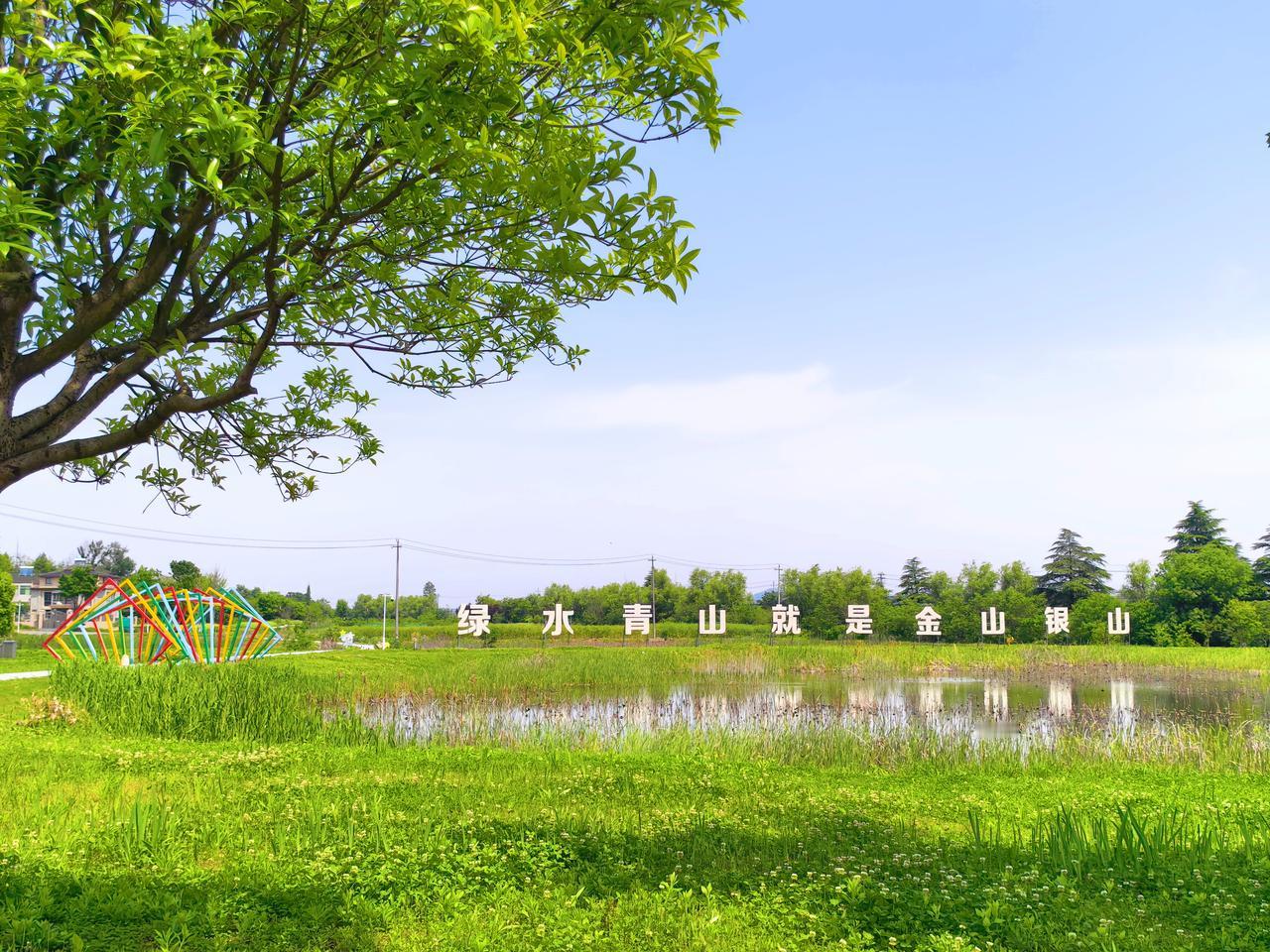 江苏溧阳桂林村，“中国美丽休闲乡村”，太令人神往了。
有人说“未来的奢侈品就是乡