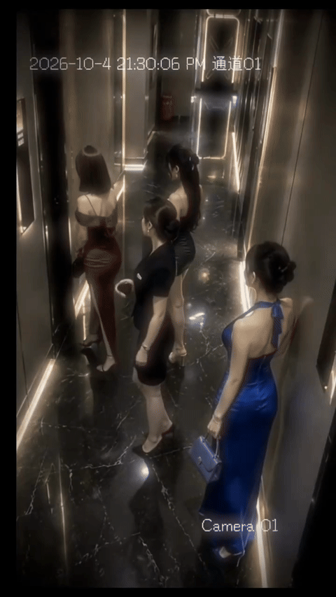 一个人，因为贫穷