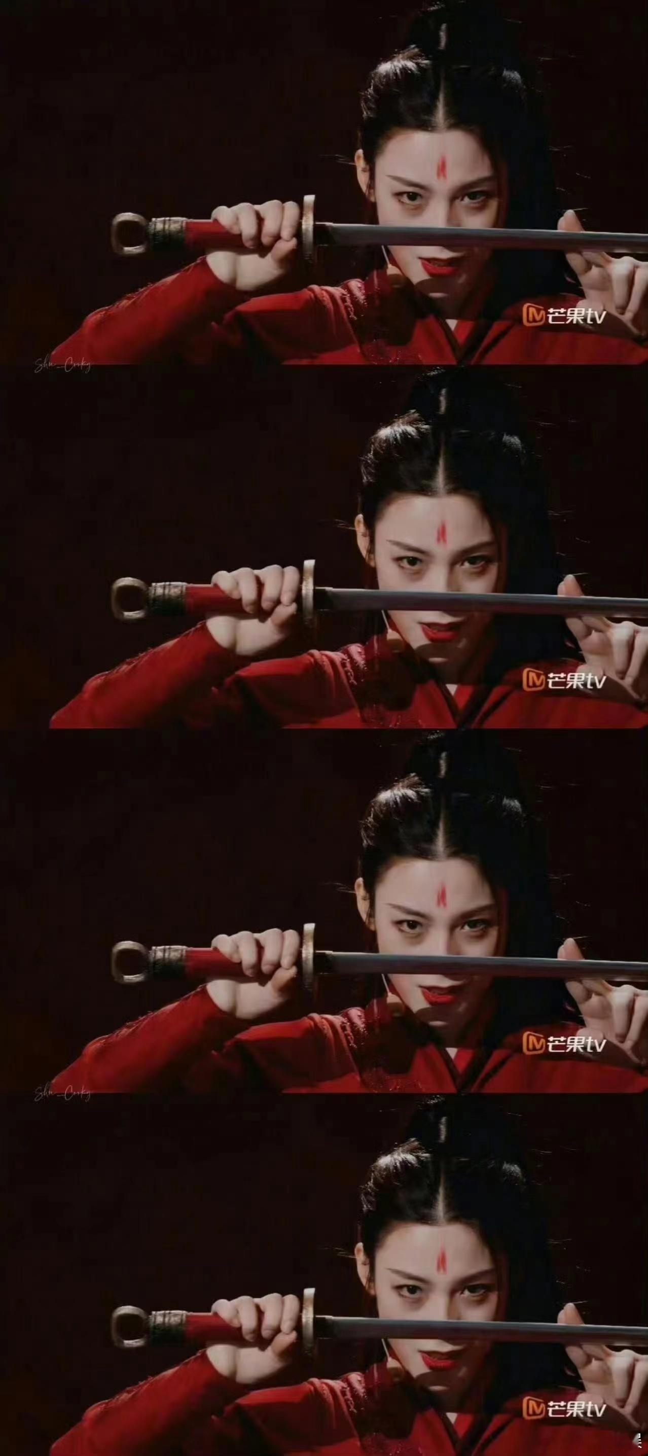 #陈丽君天命# 陈丽君浪姐初舞台表演《天命》，视听盛宴，一开口就将宿命感拉满，君